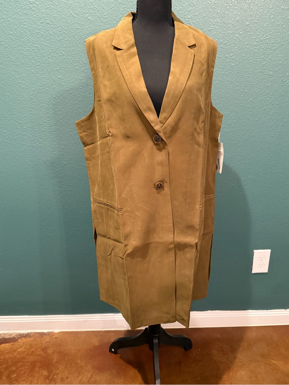 Worthington Olive Green Sleeveless Long Vest